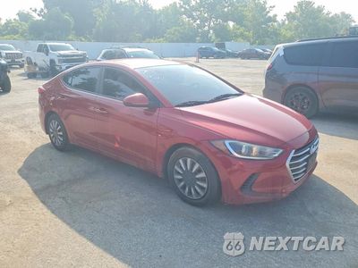 Czwarte zdjęcie samochodu z boku: 2017 HYUNDAI ELANTRA SE VIN:5NPD84LF9HH121836 - miniatura