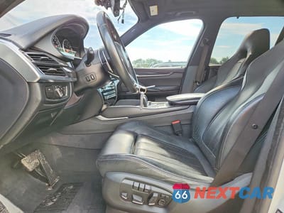 Zdjęcie 7 z 13 samochodu: 2018 BMW X5 M VIN:5YMKT6C5XJ0X21364 - miniatura