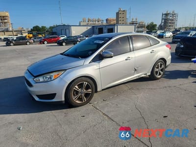 2017 FORD FOCUS SE 1FADP3FE7HL270747 - główne zdjęcie licytacji z USA - miniatura