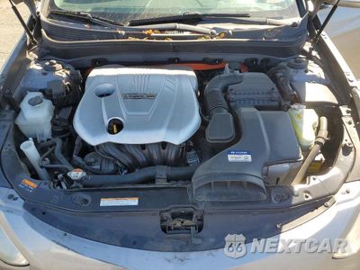 Zdjęcie 11 z 12 samochodu: 2013 HYUNDAI SONATA HYBRID VIN:KMHEC4A4XDA096060 - miniatura