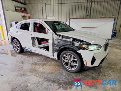 Czwarte zdjęcie samochodu z boku: 2022 BMW X4 XDRIVE30I VIN:5UX33DT05N9M14965 - miniatura