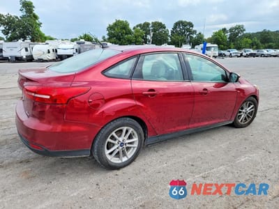 Trzecie zdjęcie samochodu z tyłu: 2015 FORD FOCUS SE VIN:1FADP3F24FL374809 - miniatura
