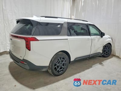 Trzecie zdjęcie samochodu z tyłu: 2026 KIA CARNIVAL HYBRID SX VIN:KNDNE5KA8T6117840 - miniatura