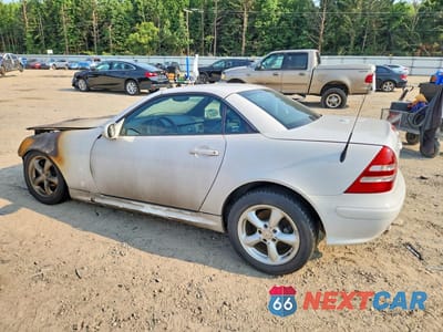 Drugie zdjęcie samochodu z przodu: 2001 MERCEDES-BENZ SLK 320 VIN:WDBKK65F11F209862 - miniatura
