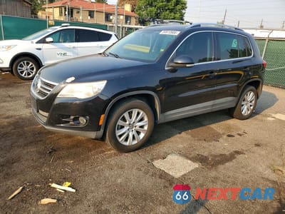 2010 VOLKSWAGEN TIGUAN SE WVGBV7AXXAW510655 - główne zdjęcie licytacji z USA - miniatura