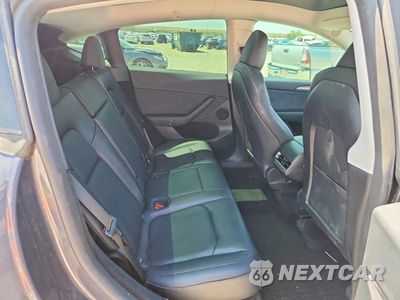 Zdjęcie 10 z 12 samochodu: 2023 TESLA MODEL Y VIN:7SAYGDEE7PF829723 - miniatura