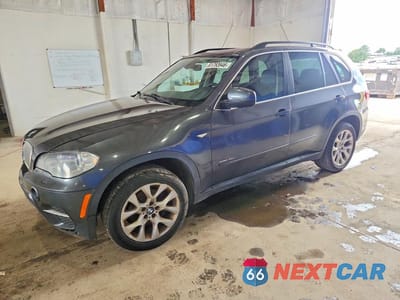 2013 BMW X5 XDRIVE35I 5UXZV4C52D0B23149 - główne zdjęcie licytacji z USA - miniatura