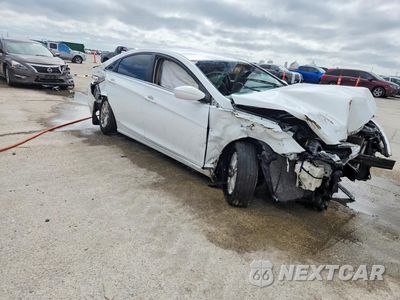 Czwarte zdjęcie samochodu z boku: 2013 HYUNDAI SONATA GLS VIN:5NPEB4AC4DH678145 - miniatura