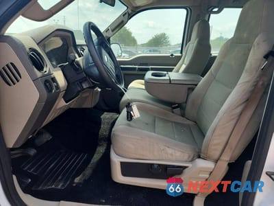 Zdjęcie 7 z 12 samochodu: 2008 FORD F250 SUPER DUTY VIN:1FTSW21508EE31434 - miniatura