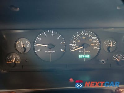 Zdjęcie 9 z 13 samochodu: 1998 JEEP GRAND CHEROKEE LIMITED VIN:1J4GZ78YXWC322296 - miniatura