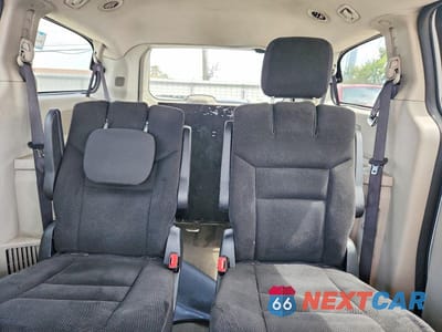 Zdjęcie 10 z 13 samochodu: 2019 DODGE GRAND CARAVAN SE VIN:2C4RDGBG2KR777318 - miniatura