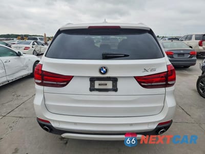 Zdjęcie 6 z 12 samochodu: 2015 BMW X5 XDRIVE35I VIN:5UXKR0C5XF0P11458 - miniatura