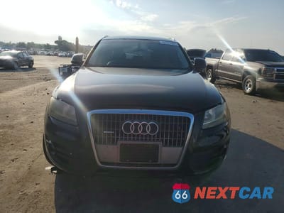 Piąte zdjęcie samochodu w środku: 2012 AUDI Q5 PREMIUM VIN:WA1CFAFP3CA008883 - miniatura