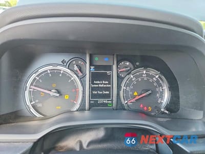 Zdjęcie 9 z 13 samochodu: 2024 TOYOTA 4RUNNER TRD OFF-ROAD VIN:JTEPU5JR0R6244654 - miniatura