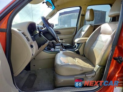 Zdjęcie 7 z 12 samochodu: 2006 FORD ESCAPE XLT VIN:1FMCU931X6KA33929 - miniatura
