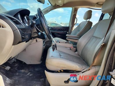 Zdjęcie 7 z 13 samochodu: 2013 CHRYSLER TOWN & COUNTRY TOURING VIN:2C4RC1BG1DR554903 - miniatura
