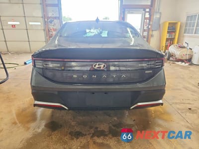 Zdjęcie 6 z 12 samochodu: 2026 HYUNDAI SONATA HYBRID BLUE VIN:KMHL24JJ3TA155402 - miniatura