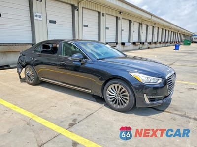 Czwarte zdjęcie samochodu z boku: 2019 GENESIS G90 PREMIUM VIN:KMHG34JA8KU050267 - miniatura