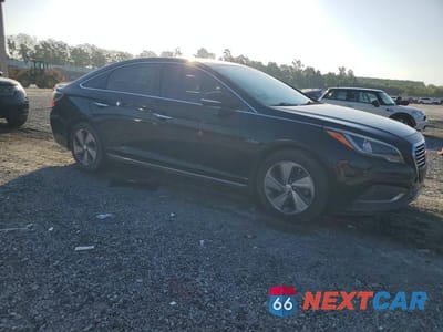 Czwarte zdjęcie samochodu z boku: 2016 HYUNDAI SONATA PLUG-IN HYBRID LIMITED VIN:KMHE54L23GA021470 - miniatura