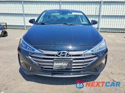 Piąte zdjęcie samochodu w środku: 2019 HYUNDAI ELANTRA SEL VIN:5NPD84LF5KH420859 - miniatura