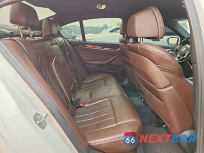 Zdjęcie 10 z 13 samochodu: 2018 BMW 540 XI VIN:WBAJE7C57JWD52612 - miniatura