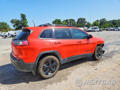 Trzecie zdjęcie samochodu z tyłu: 2021 JEEP CHEROKEE LATITUDE PLUS VIN:1C4PJMLBXMD132942 - miniatura
