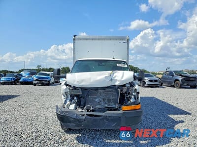 Piąte zdjęcie samochodu w środku: 2023 CHEVROLET EXPRESS G3500 VIN:1GB0GSF77P1100875 - miniatura