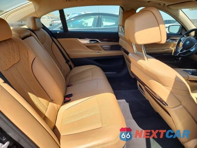 Zdjęcie 10 z 12 samochodu: 2016 BMW 750 I VIN:WBA7F0C53GGL99070 - miniatura