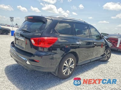 Trzecie zdjęcie samochodu z tyłu: 2017 NISSAN PATHFINDER S VIN:5N1DR2MN7HC908847 - miniatura