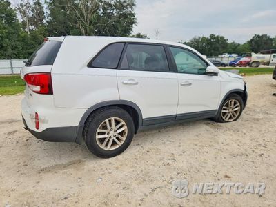 Trzecie zdjęcie samochodu z tyłu: 2015 KIA SORENTO LX VIN:5XYKT3A64FG596429 - miniatura