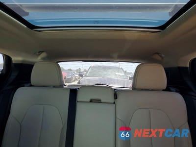 Zdjęcie 10 z 13 samochodu: 2019 VOLVO XC40 T5 MOMENTUM VIN:YV4162XZ8K2014946 - miniatura