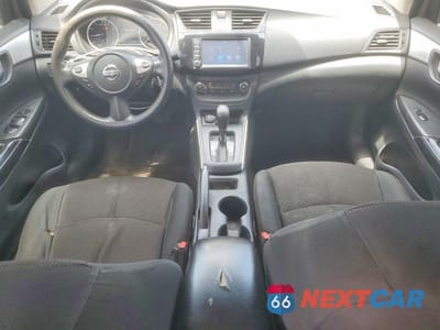 Zdjęcie 8 z 12 samochodu: 2019 NISSAN SENTRA S VIN:3N1AB7AP0KY241362 - miniatura