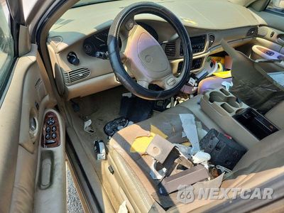 Zdjęcie 8 z 12 samochodu: 2002 BUICK CENTURY LIMITED VIN:2G4WY55J021279681 - miniatura