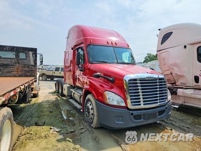 Czwarte zdjęcie samochodu z boku: 2011 FREIGHTLINER CASCADIA TRUCK CAB AND CHASSIS VIN:1FUJGLDR6BLAV6676 - miniatura
