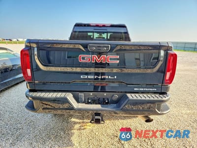 Zdjęcie 6 z 11 samochodu: 2023 GMC SIERRA K2500 DENALI VIN:1GT49RE70PF253926 - miniatura