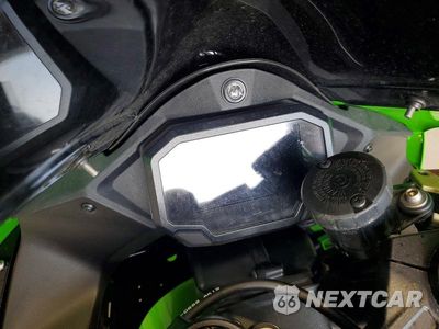 Zdjęcie 7 z 8 samochodu: 2025 KAWASAKI ZX1002 M VIN:JKBZXVM13SA009314 - miniatura