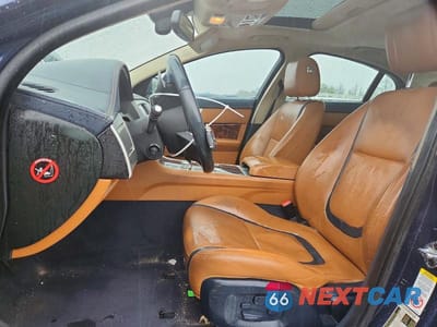 Zdjęcie 7 z 12 samochodu: 2012 JAGUAR XF PORTFOLIO VIN:SAJWA0HB9CLS40181 - miniatura