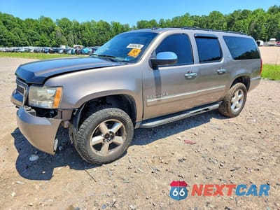2011 CHEVROLET SUBURBAN K1500 LTZ 1GNSKKE30BR296466 - główne zdjęcie licytacji z USA - miniatura