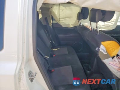 Zdjęcie 11 z 13 samochodu: 2014 JEEP PATRIOT LATITUDE VIN:1C4NJRFB7ED717415 - miniatura