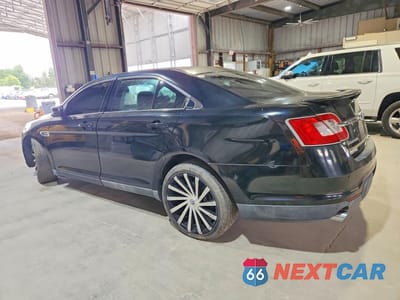 Drugie zdjęcie samochodu z przodu: 2011 FORD TAURUS SHO VIN:1FAHP2KT7BG162872 - miniatura