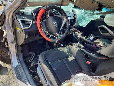 Zdjęcie 8 z 13 samochodu: 2017 HYUNDAI VELOSTER BASE VIN:KMHTC6AD3HU323371 - miniatura