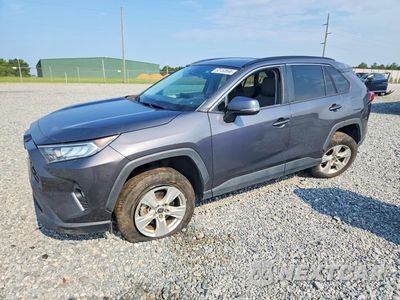 2021 TOYOTA RAV4 XLE 2T3W1RFV5MW140724 - główne zdjęcie licytacji z USA - miniatura