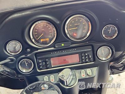 Zdjęcie 7 z 8 samochodu: 2006 HARLEY-DAVIDSON FLHTCUI VIN:1HD1FCW1X6Y650936 - miniatura