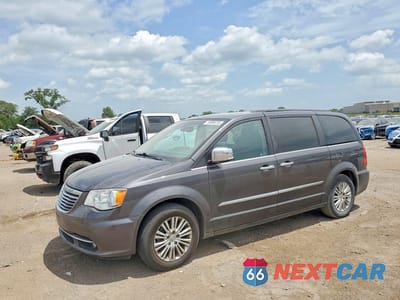 2015 CHRYSLER TOWN & COUNTRY TOURING L 2C4RC1CG1FR572965 - główne zdjęcie licytacji z USA - miniatura