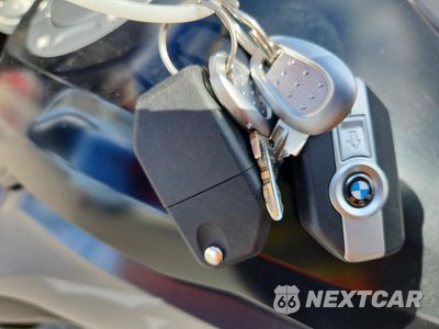 Zdjęcie 8 z 9 samochodu: 2019 BMW F 750 GS VIN:WB10B1804KZ787504 - miniatura