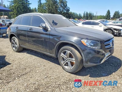Czwarte zdjęcie samochodu z boku: 2017 MERCEDES-BENZ GLC 300 4MATIC VIN:WDC0G4KB0HV002826 - miniatura