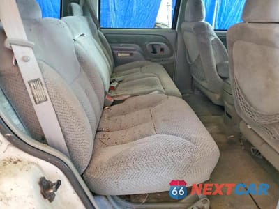 Zdjęcie 11 z 13 samochodu: 1996 CHEVROLET TAHOE C1500 VIN:1GNEC13R4TJ308646 - miniatura