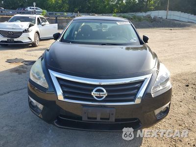 Piąte zdjęcie samochodu w środku: 2015 NISSAN ALTIMA 2.5 SV VIN:1N4AL3AP0FC282761 - miniatura