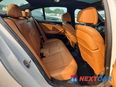 Zdjęcie 10 z 12 samochodu: 2019 BMW 530 I VIN:WBAJA5C51KBX87809 - miniatura