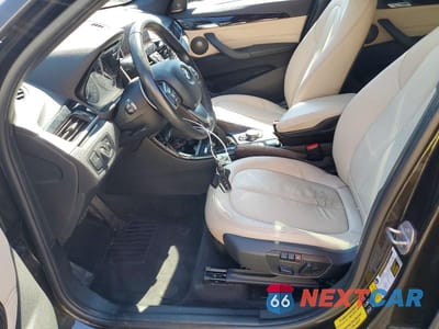 Zdjęcie 7 z 13 samochodu: 2016 BMW X1 XDRIVE28I VIN:WBXHT3C38G5E51262 - miniatura